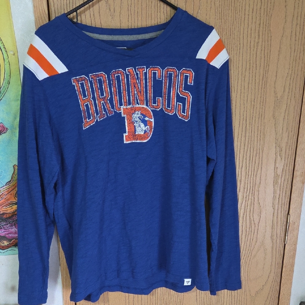 Fanatics Blue Broncos Long Sleeve Tee